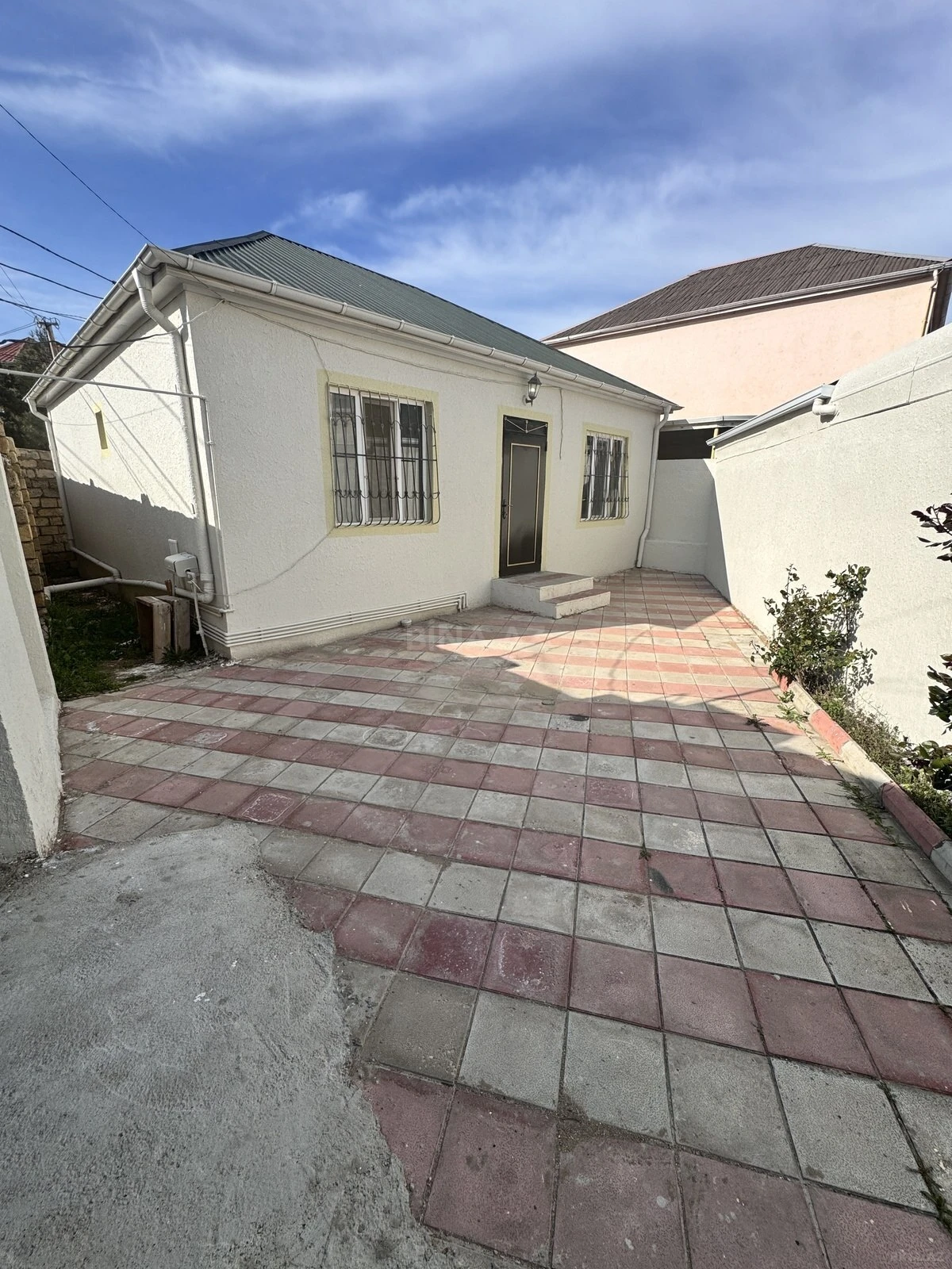 Satılır 3 otaqlı həyət evi 70 m²