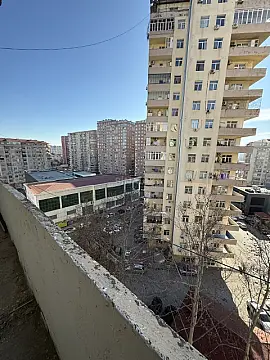 Satılır 4 otaqlı mənzil 77 m²