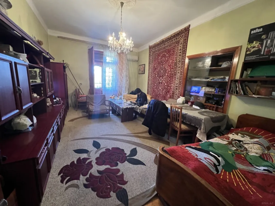 Satılır 2 otaqlı mənzil 58 m²