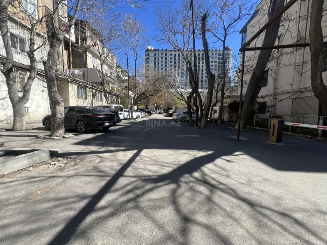 Satılır 2 otaqlı mənzil 58 m²