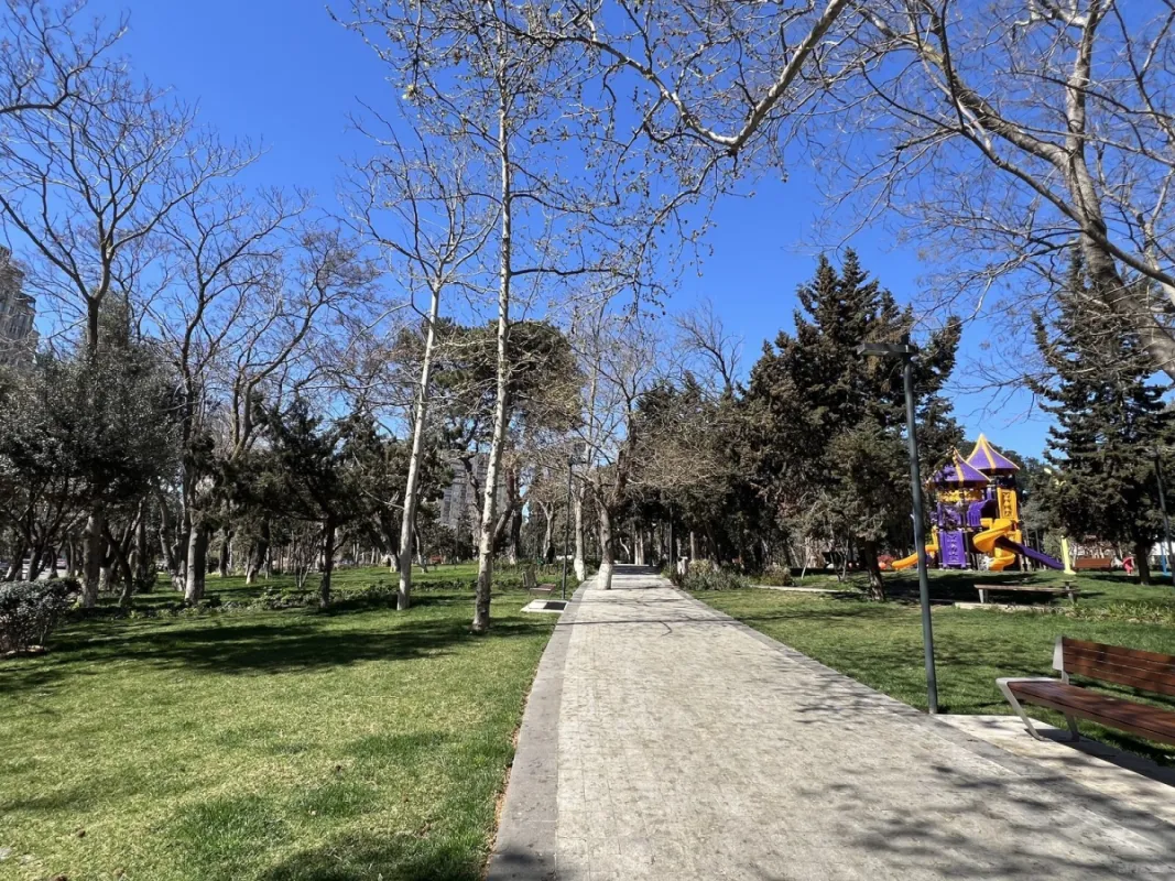 Satılır 2 otaqlı mənzil 58 m²