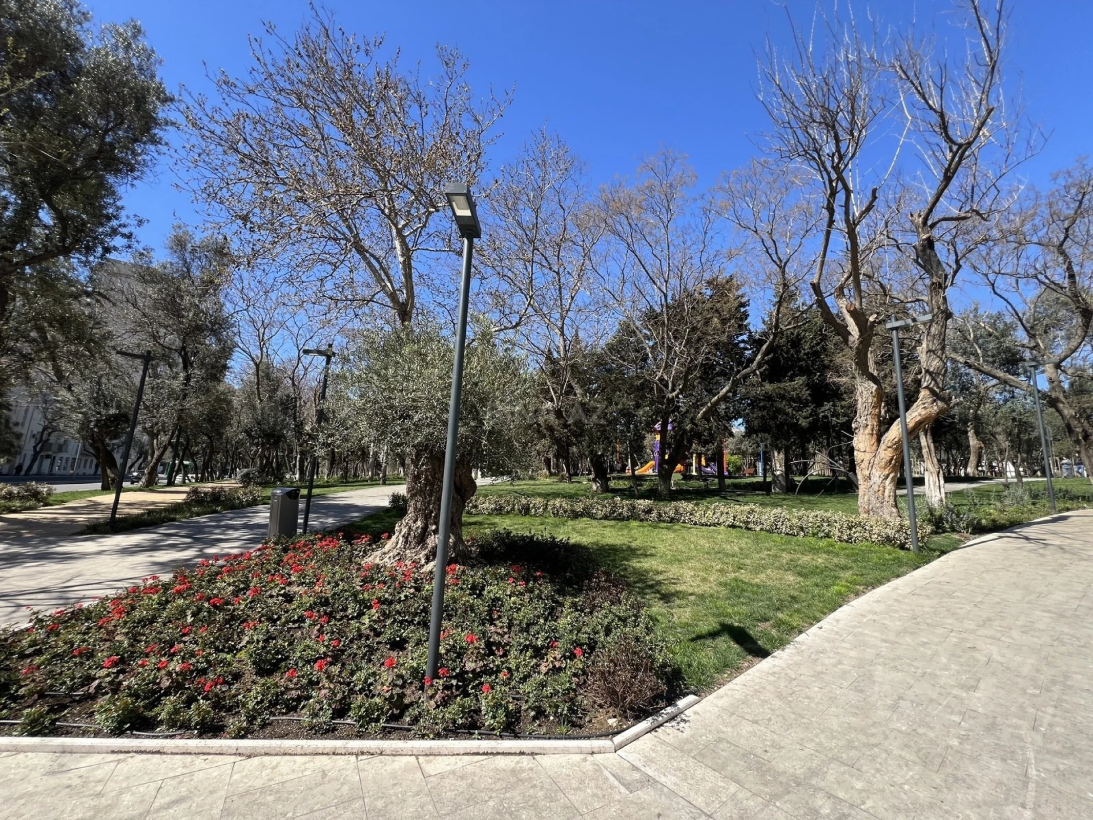 Satılır 2 otaqlı mənzil 58 m²