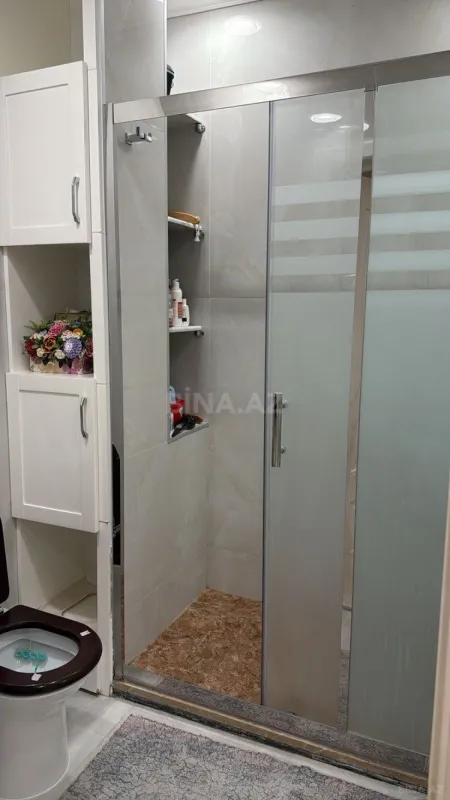 Satılır 4 otaqlı mənzil 155 m²