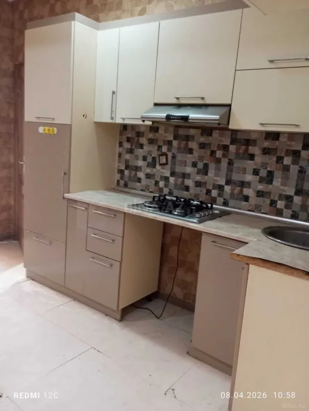 Kirayə verilir 2 otaqlı mənzil 70 m²