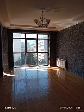Kirayə verilir 2 otaqlı mənzil 70 m²