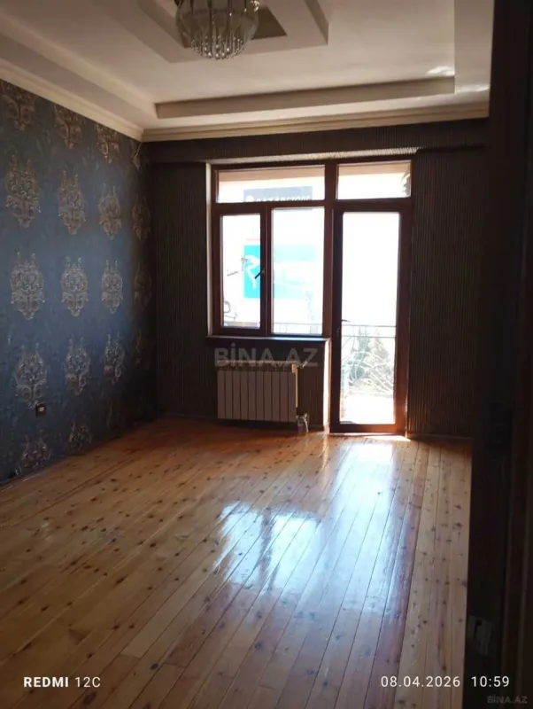 Kirayə verilir 2 otaqlı mənzil 70 m²