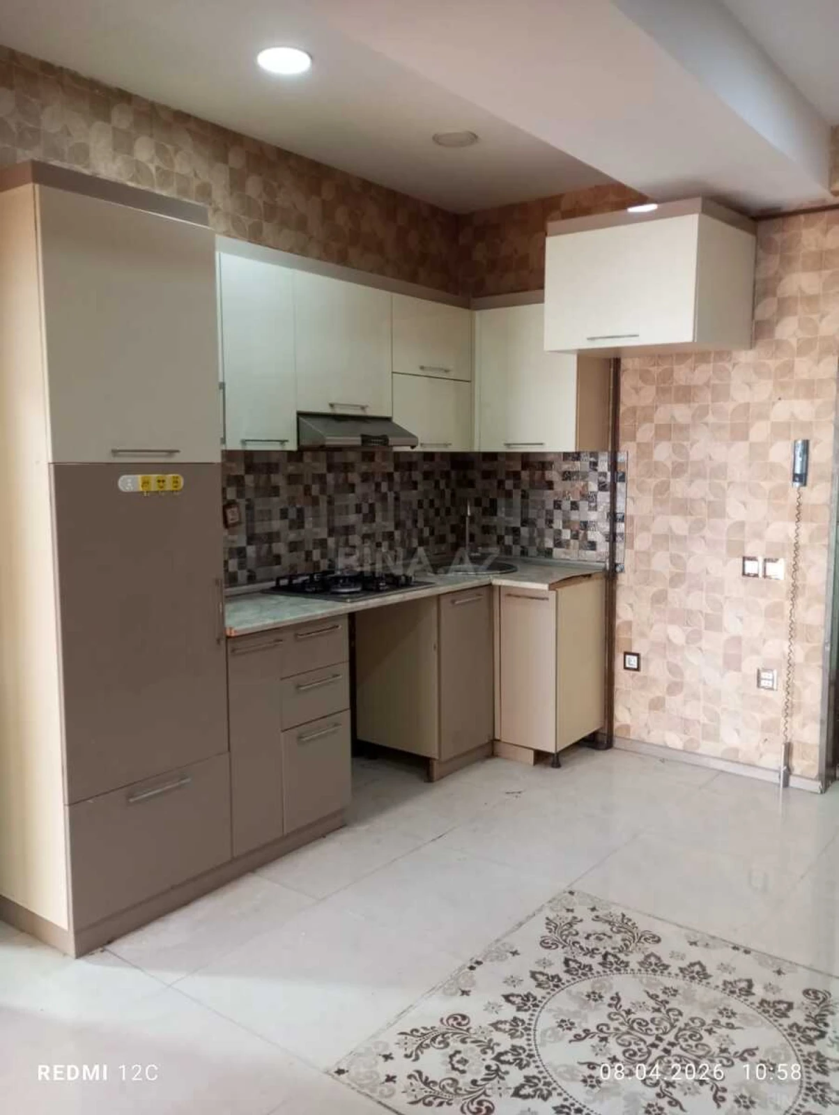 Kirayə verilir 2 otaqlı mənzil 70 m²