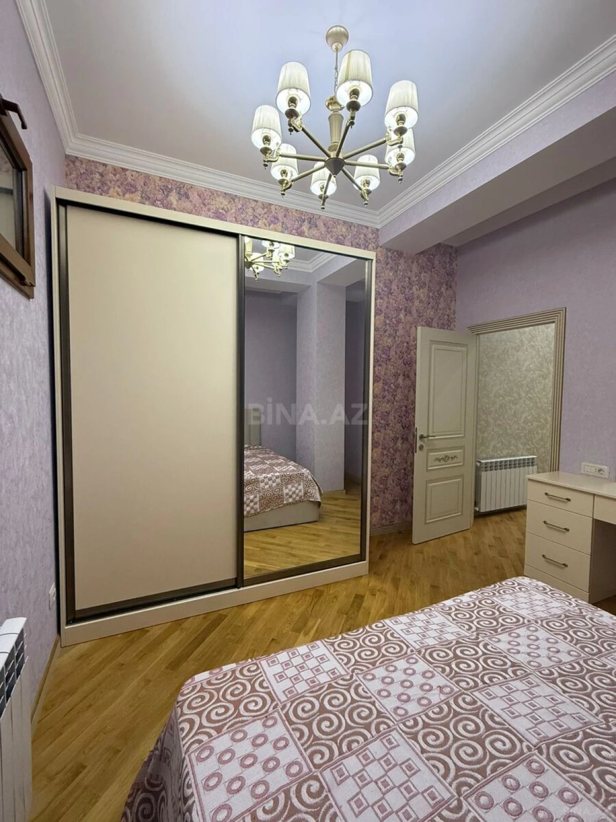 Kirayə verilir 3 otaqlı mənzil 100 m²
