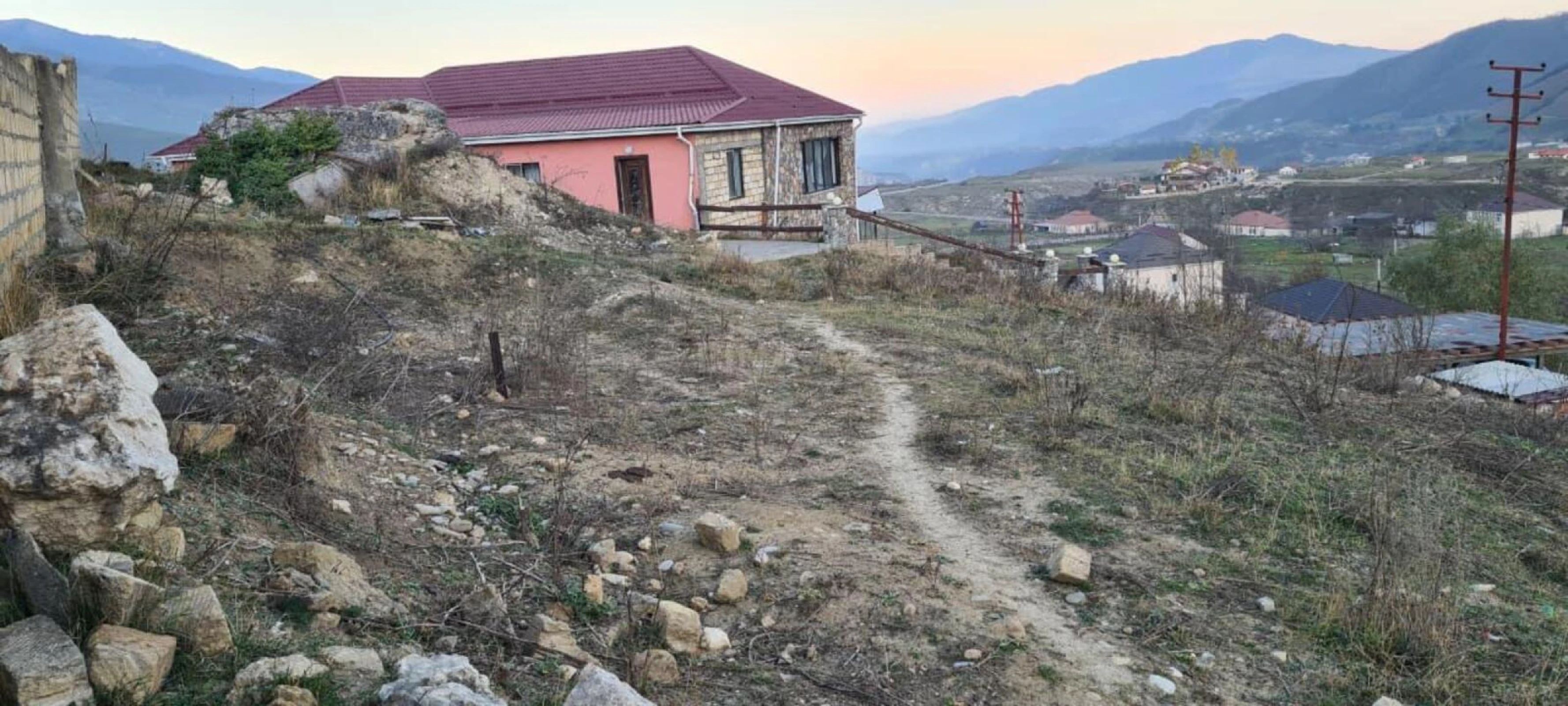 Satılır torpaq sahəsi 6 m²