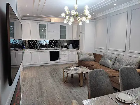 Satılır 3 otaqlı mənzil 109 m²