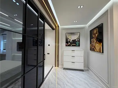 Kirayə verilir 2 otaqlı mənzil 100 m²