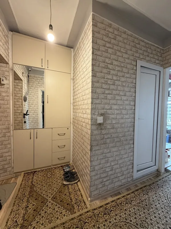 Satılır 2 otaqlı mənzil 60 m²
