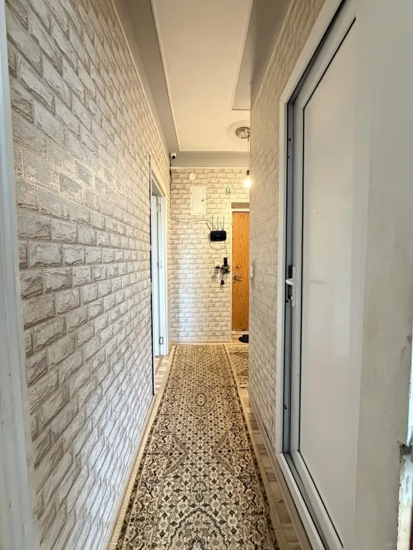 Satılır 2 otaqlı mənzil 60 m²