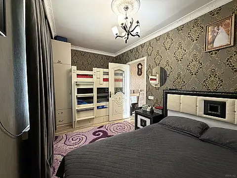 Satılır 2 otaqlı mənzil 60 m²