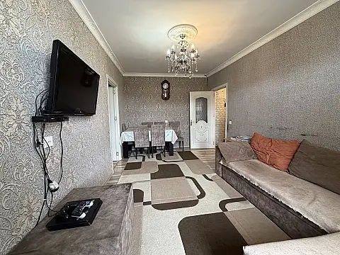 Satılır 2 otaqlı mənzil 60 m²