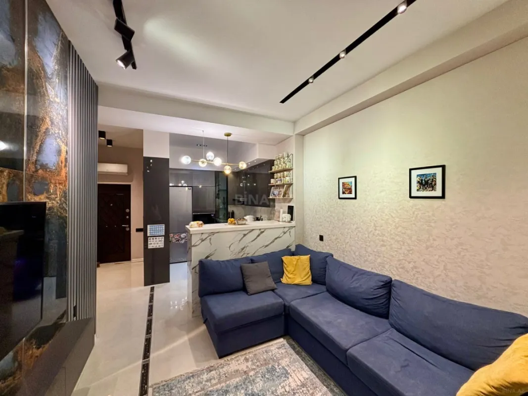 Kirayə verilir 2 otaqlı mənzil 60 m²