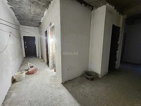 Satılır 4 otaqlı mənzil 160 m²