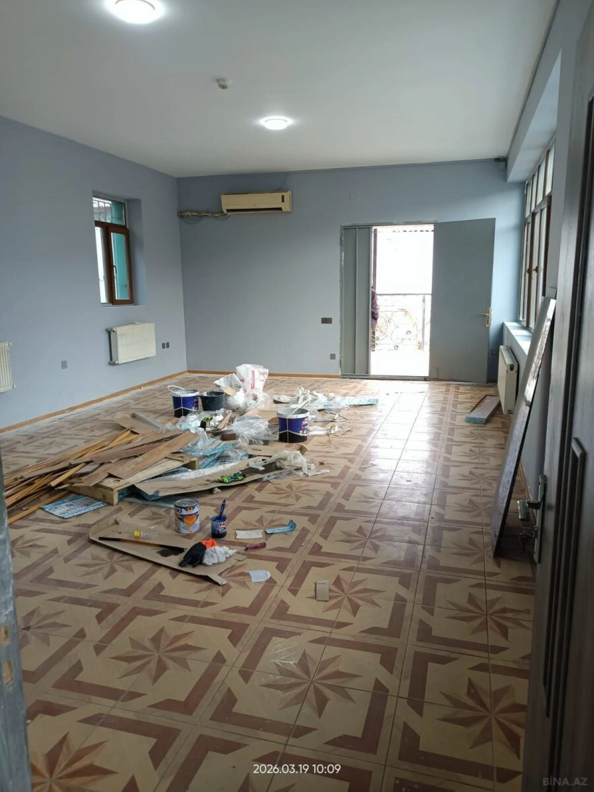 Kirayə verilir 9 otaqlı ofis 240 m²