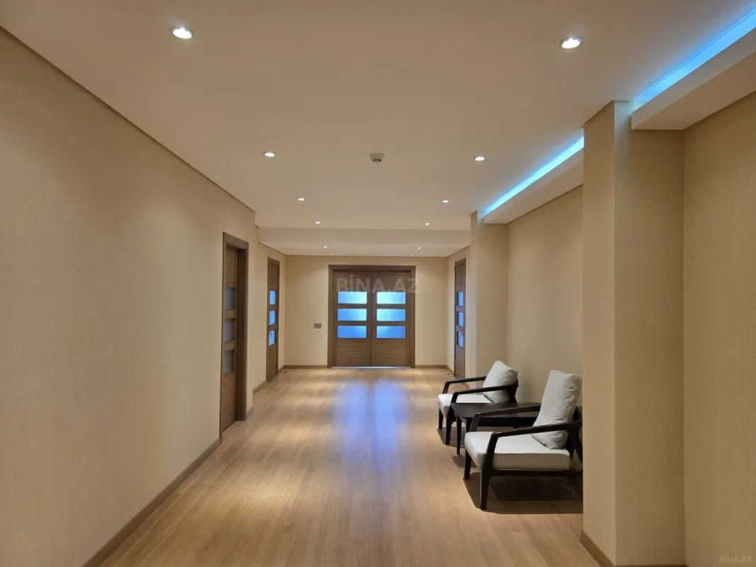 Kirayə verilir 4 otaqlı mənzil 210 m²