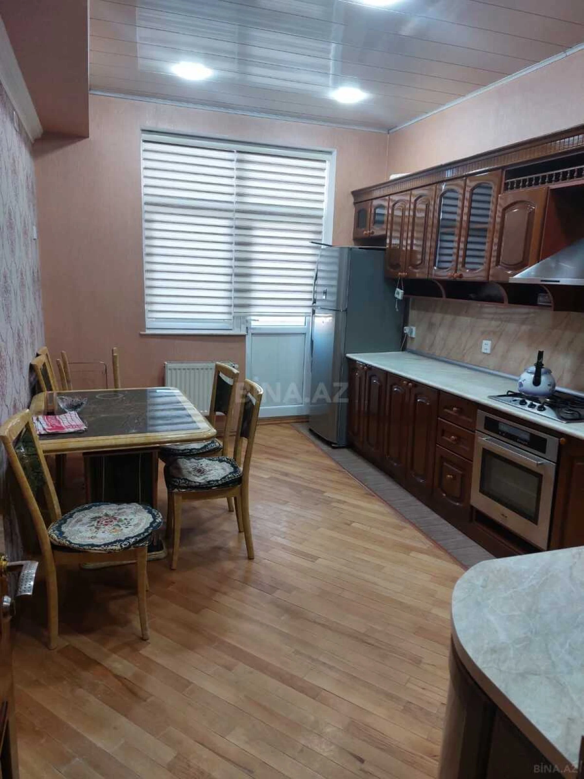 Satılır 2 otaqlı mənzil 85 m²