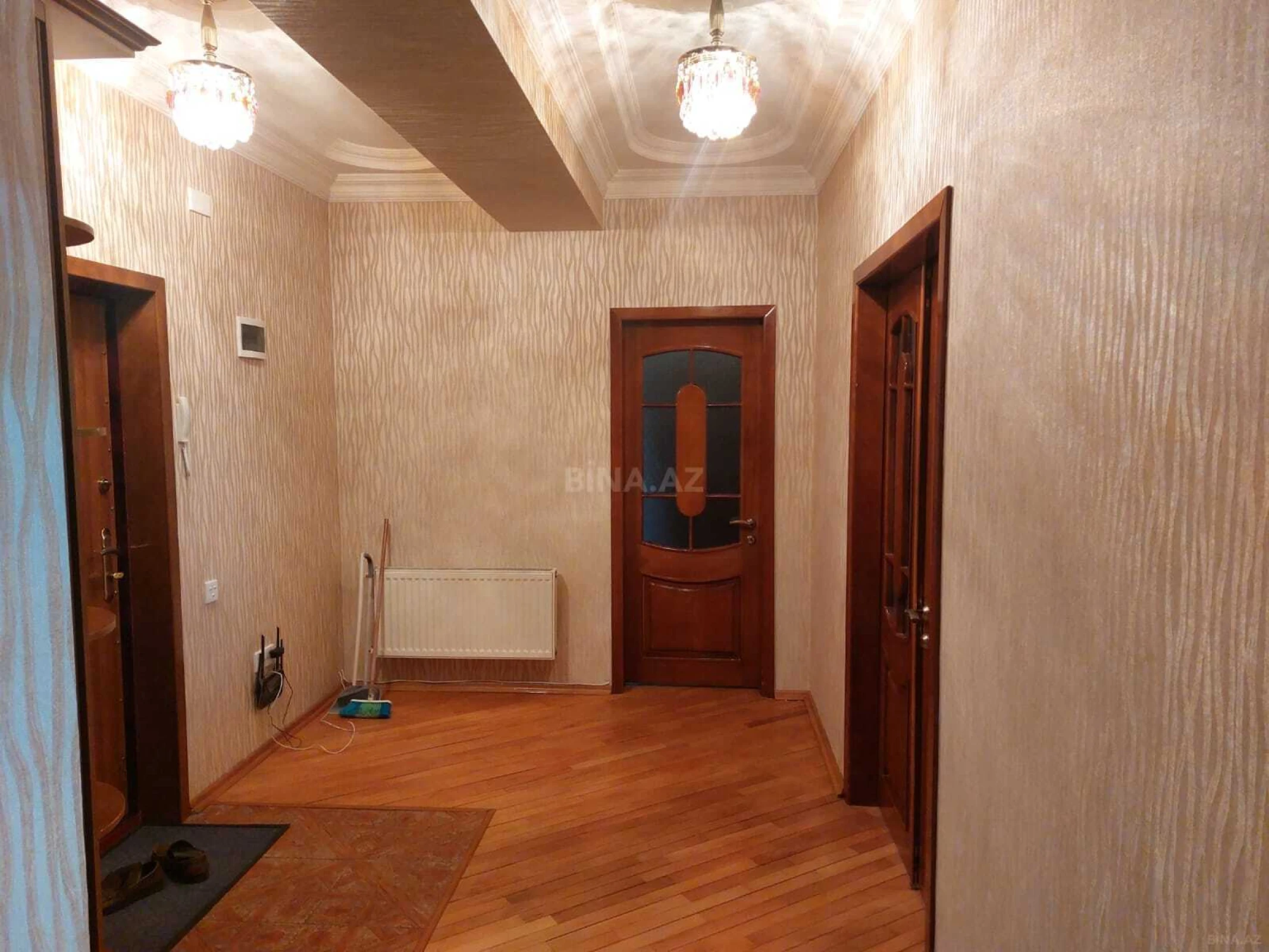 Satılır 2 otaqlı mənzil 85 m²