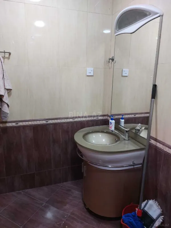 Satılır 2 otaqlı mənzil 85 m²