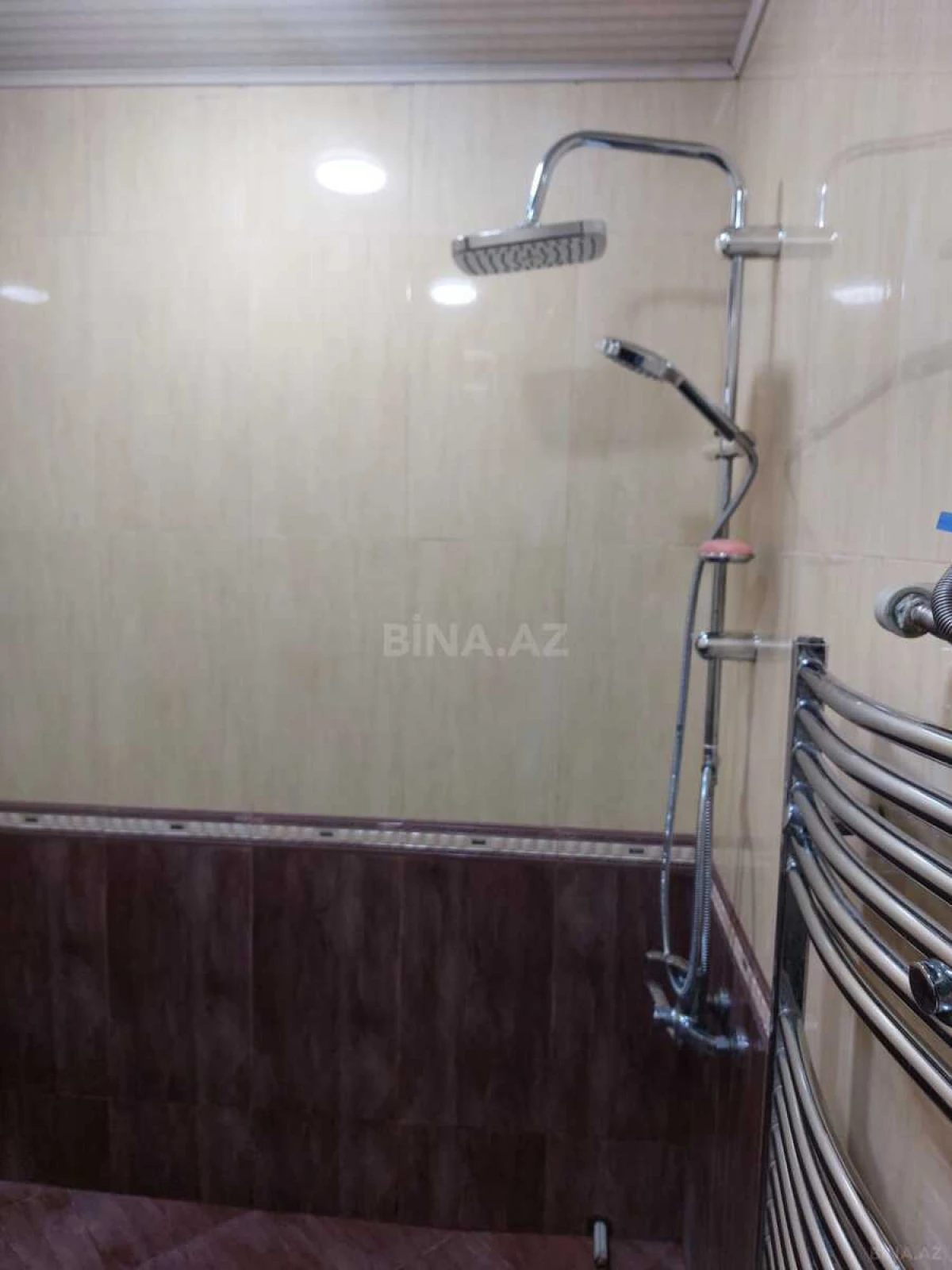 Satılır 2 otaqlı mənzil 85 m²