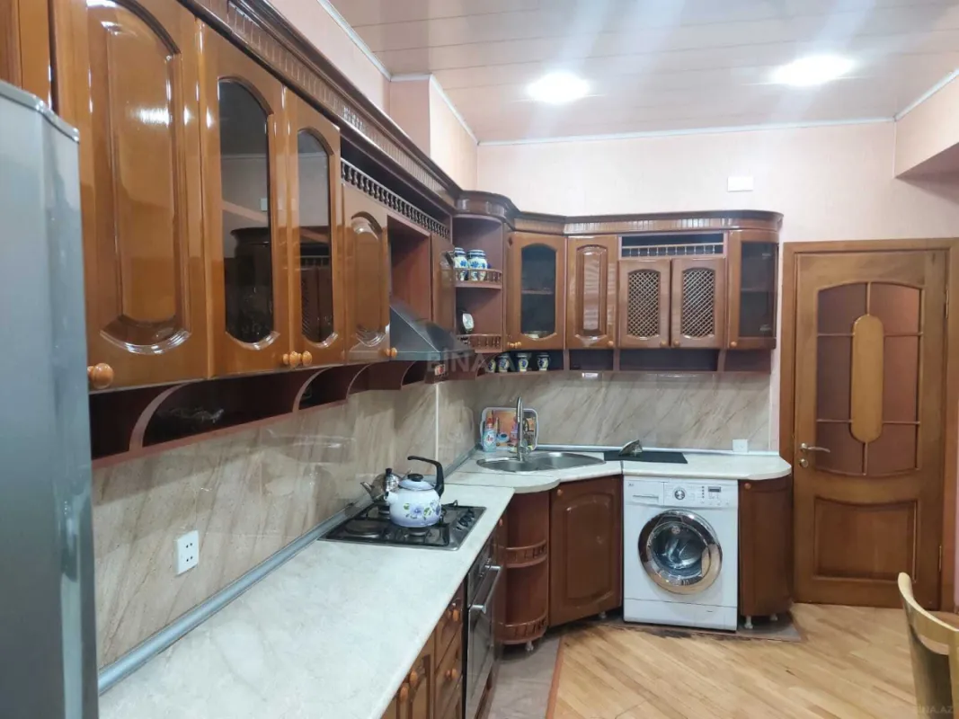 Satılır 2 otaqlı mənzil 85 m²