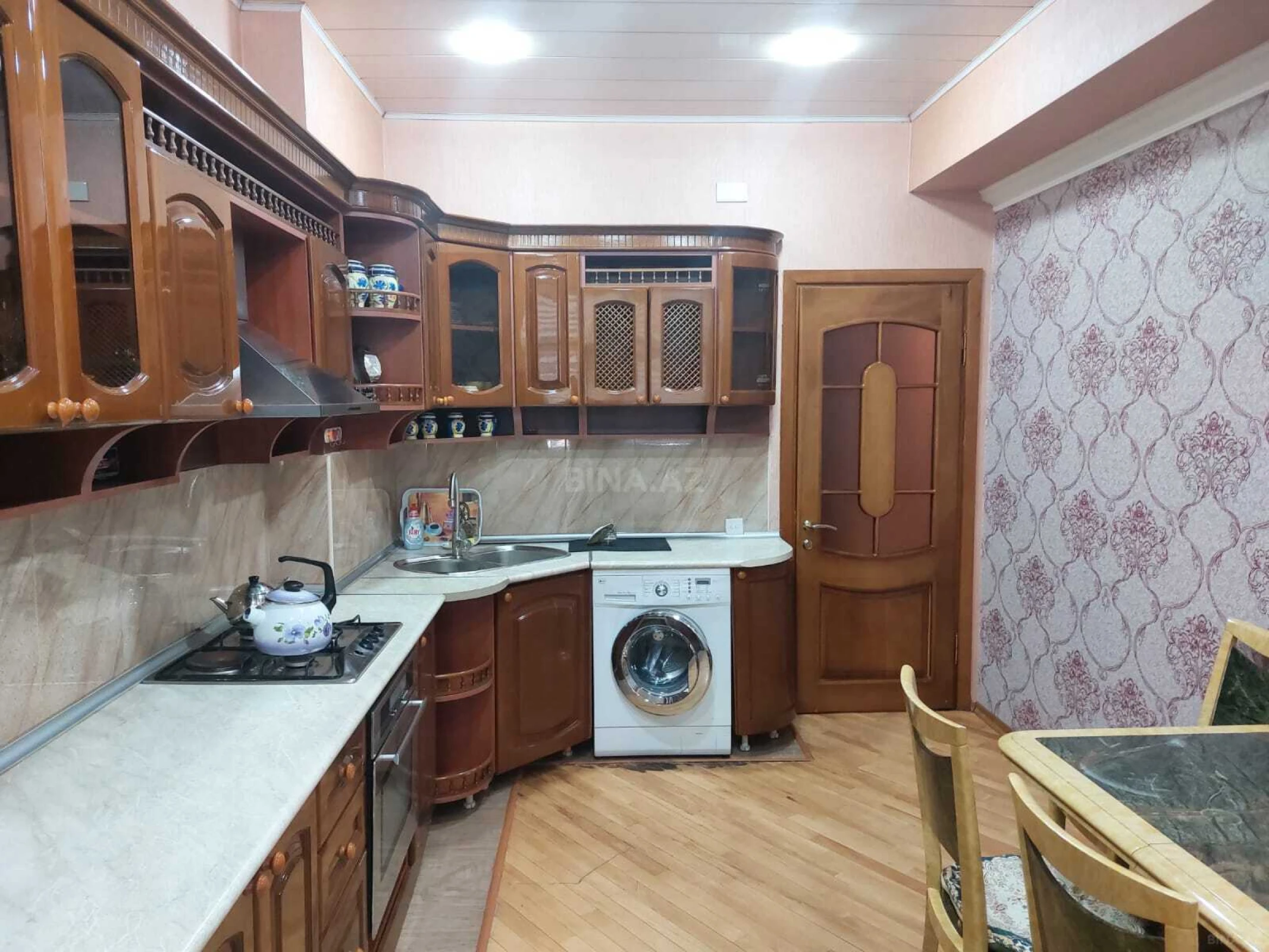 Satılır 2 otaqlı mənzil 85 m²