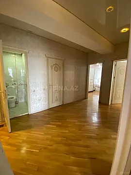Satılır 3 otaqlı mənzil 128 m²