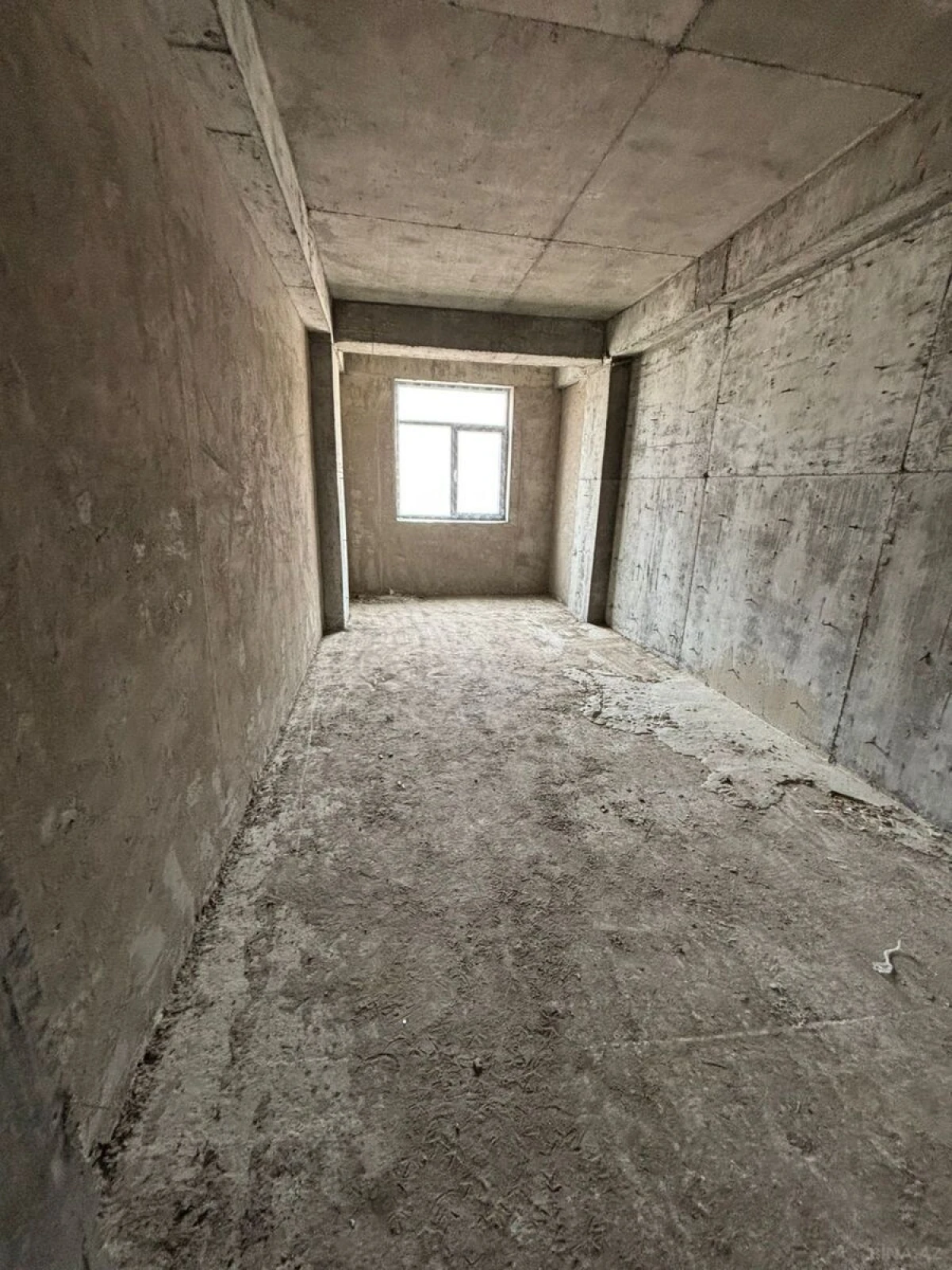 Satılır 2 otaqlı mənzil 80 m²