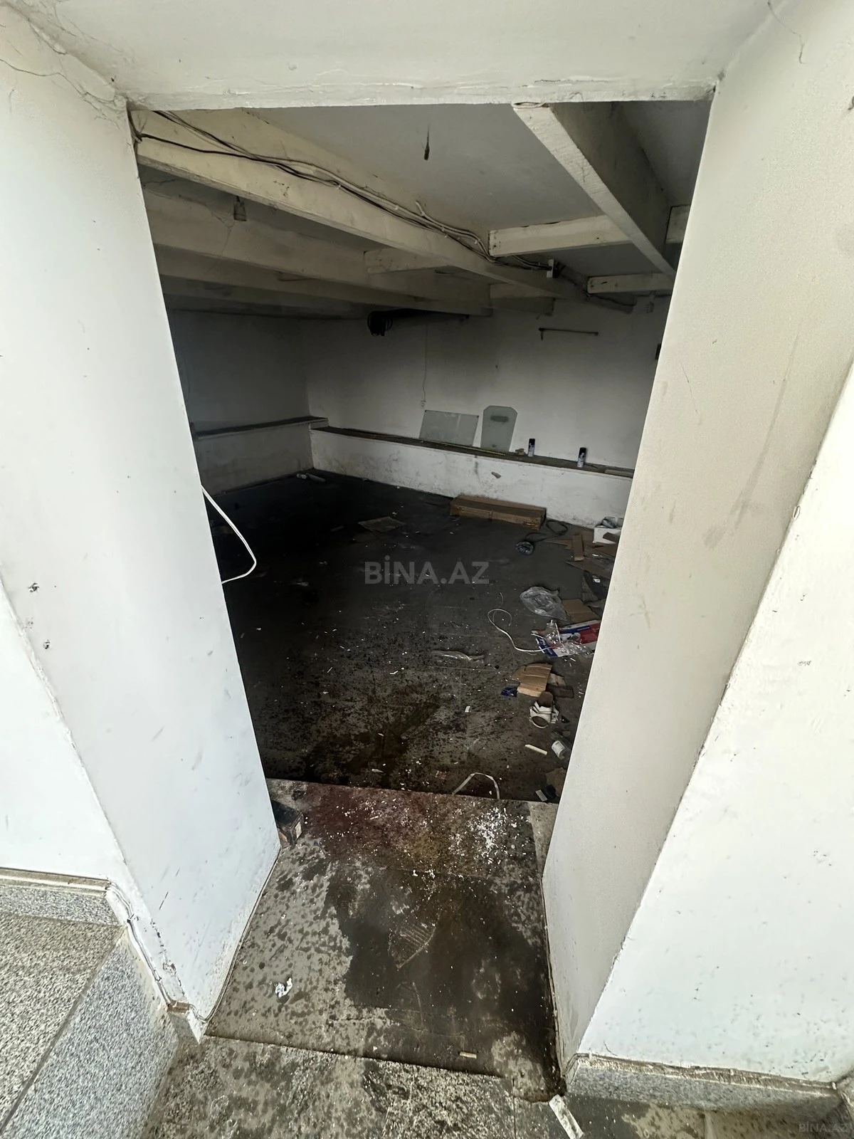 Satılır obyekt 818 m²