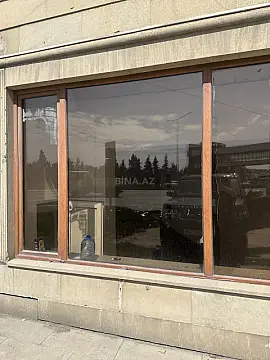 Satılır obyekt 818 m²