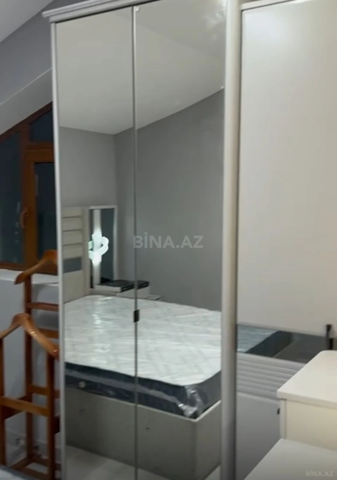 Satılır 2 otaqlı həyət evi 65 m²