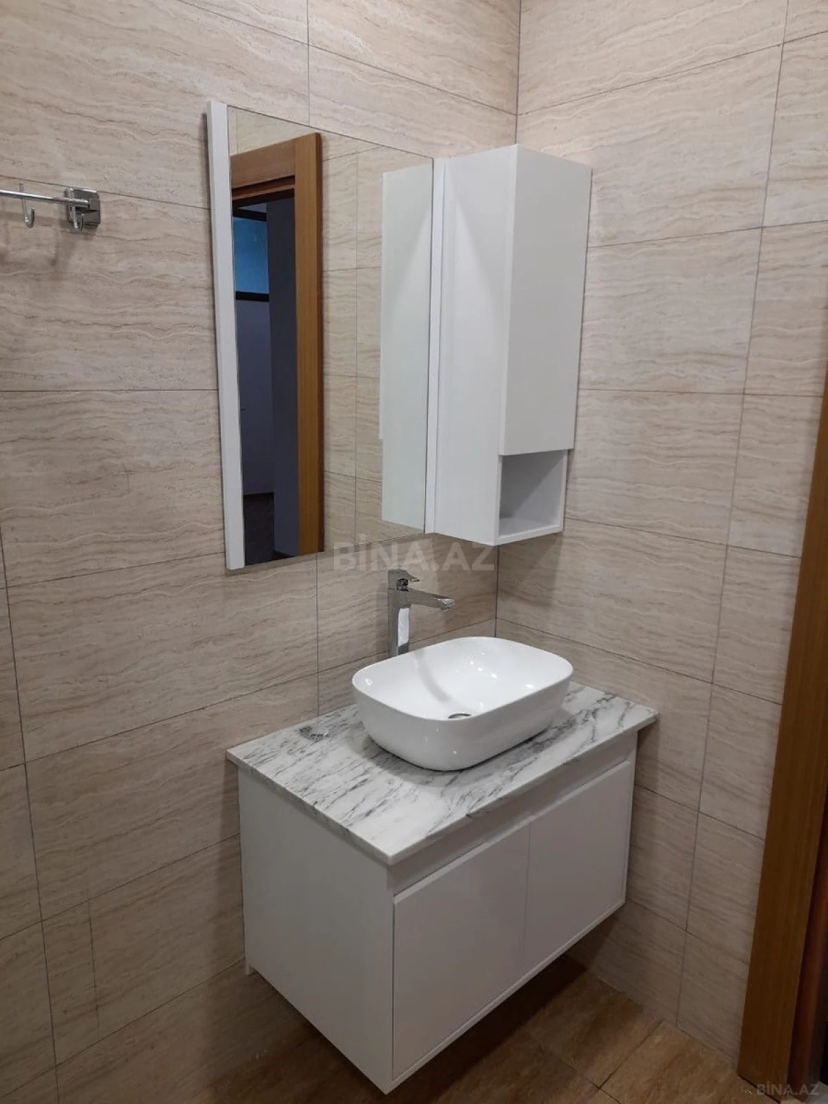 Kirayə verilir 2 otaqlı mənzil 70 m²