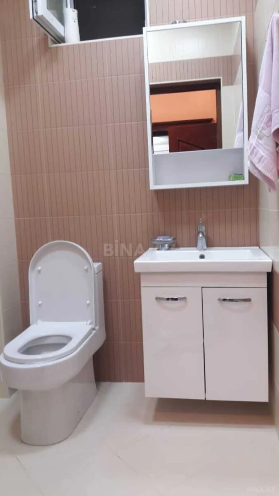 Satılır 6 otaqlı həyət evi 520 m²