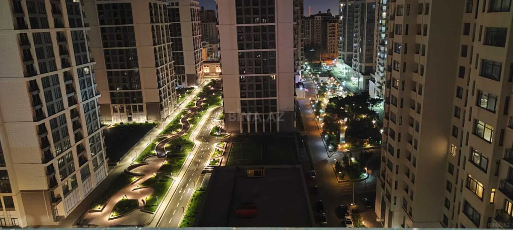 Kirayə verilir 4 otaqlı mənzil 130 m²