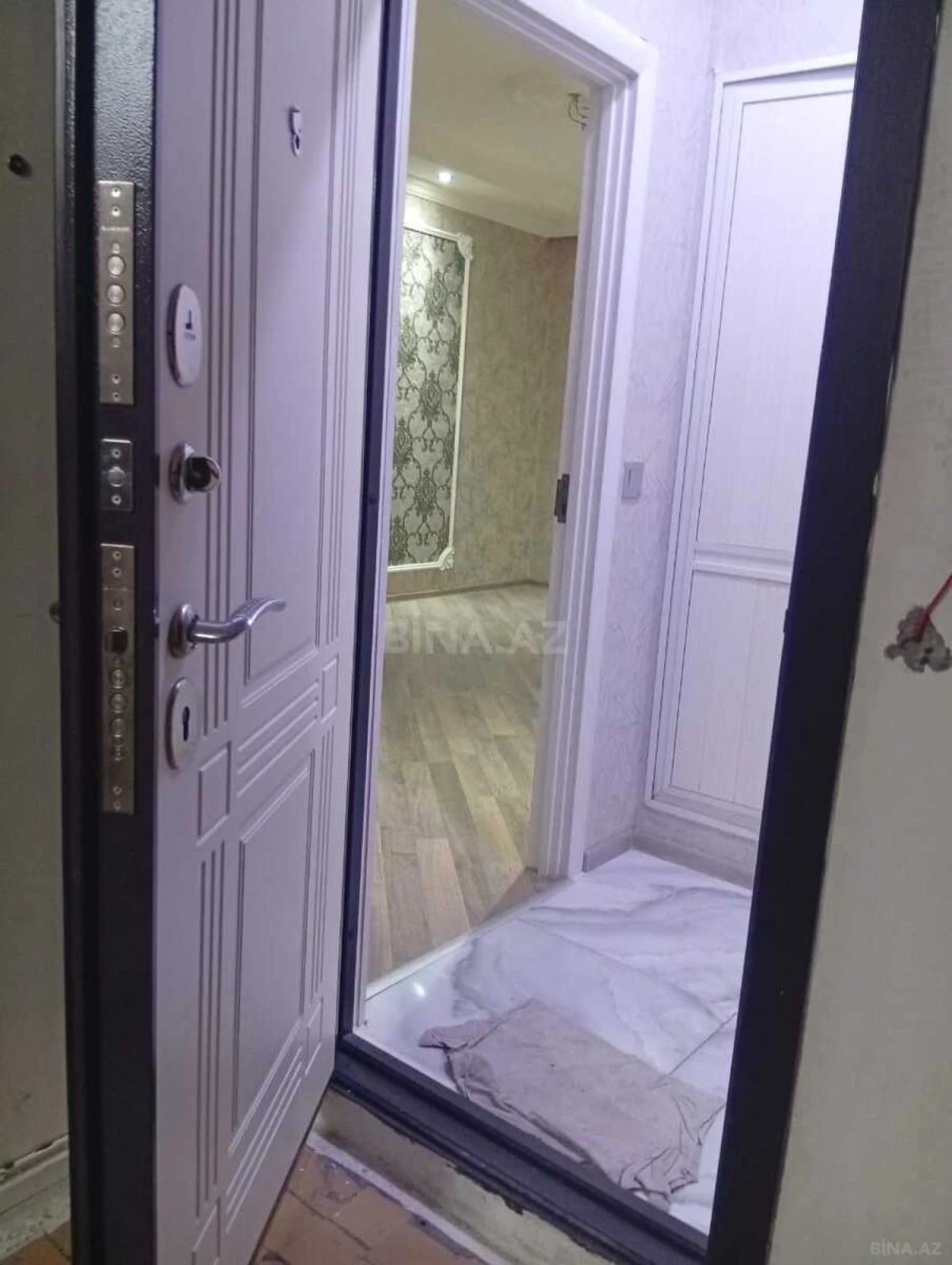 Satılır 2 otaqlı mənzil 50 m²