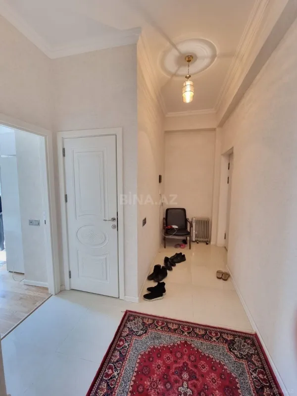 Kirayə verilir 2 otaqlı mənzil 65 m²