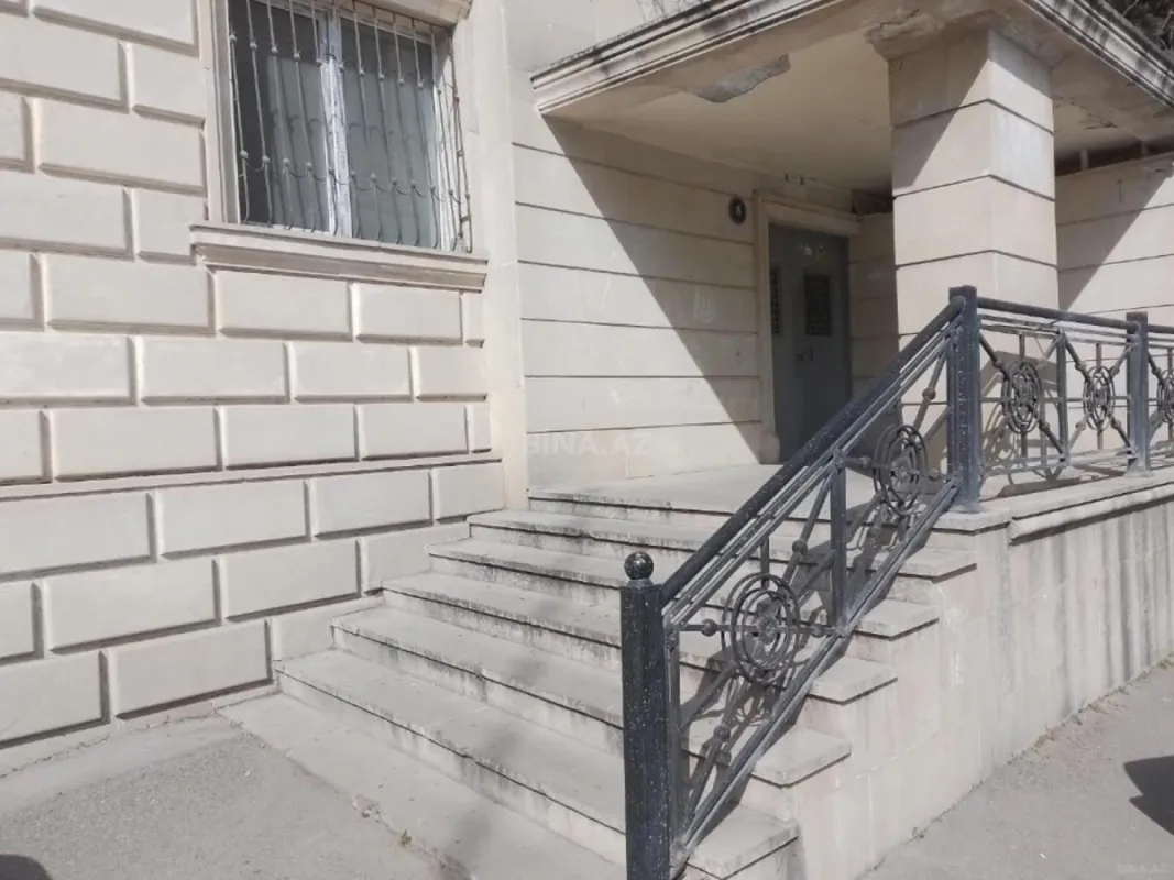 Kirayə verilir 2 otaqlı mənzil 60 m²