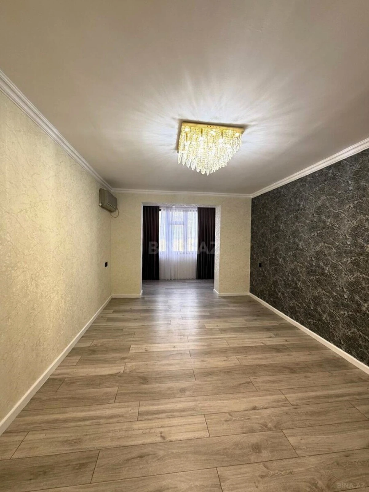 Satılır 3 otaqlı mənzil 76 m²
