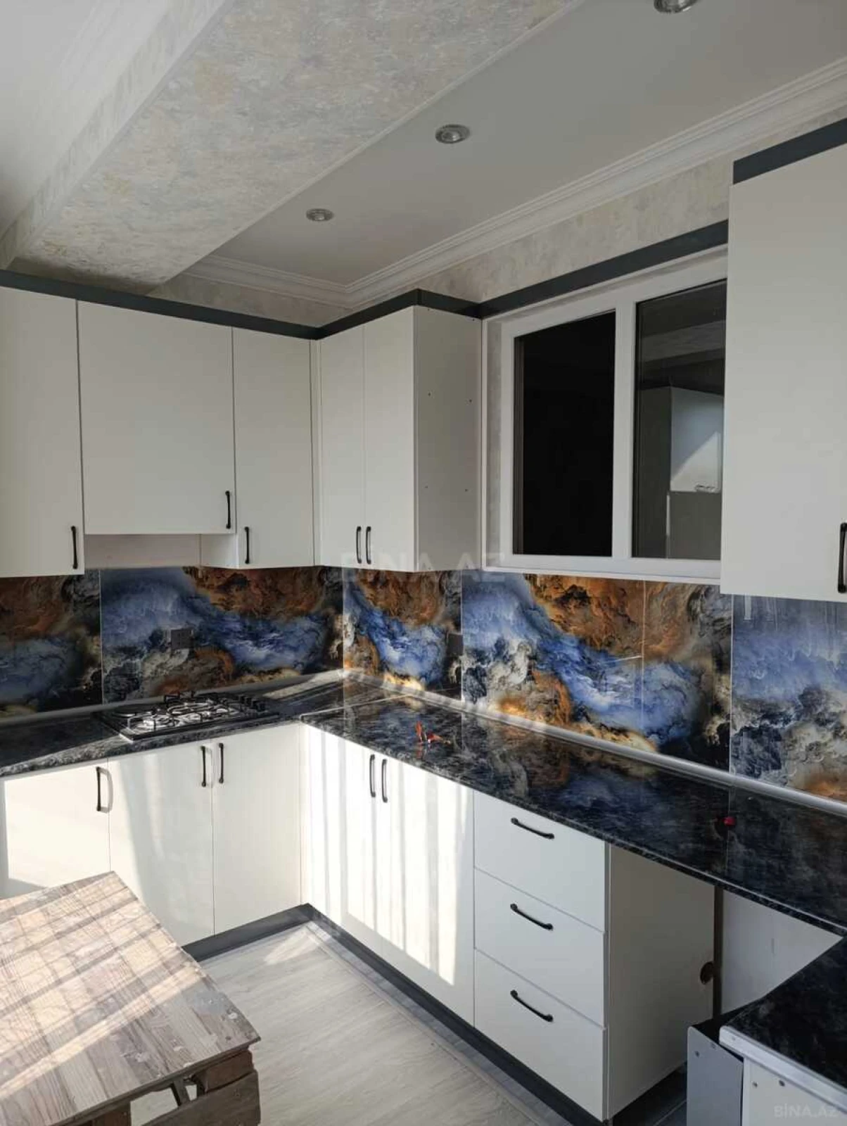 Satılır 3 otaqlı mənzil 71 m²