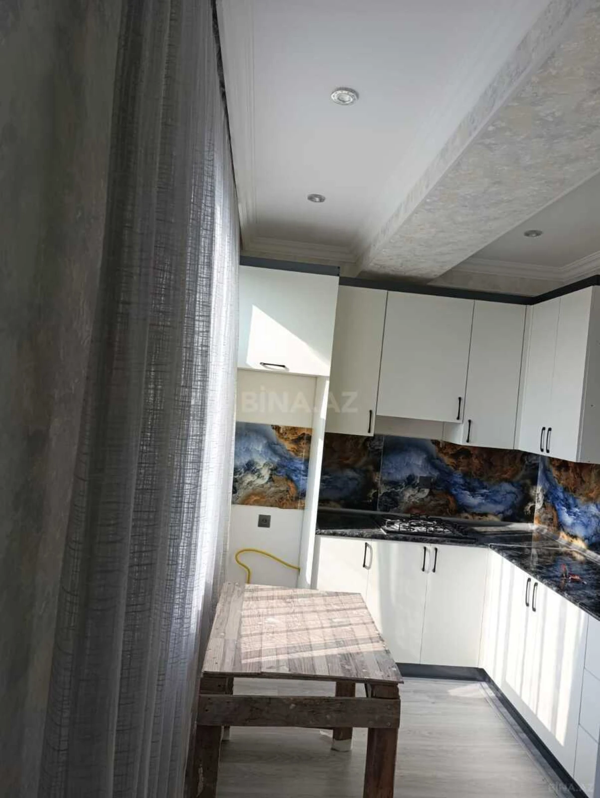 Satılır 3 otaqlı mənzil 71 m²
