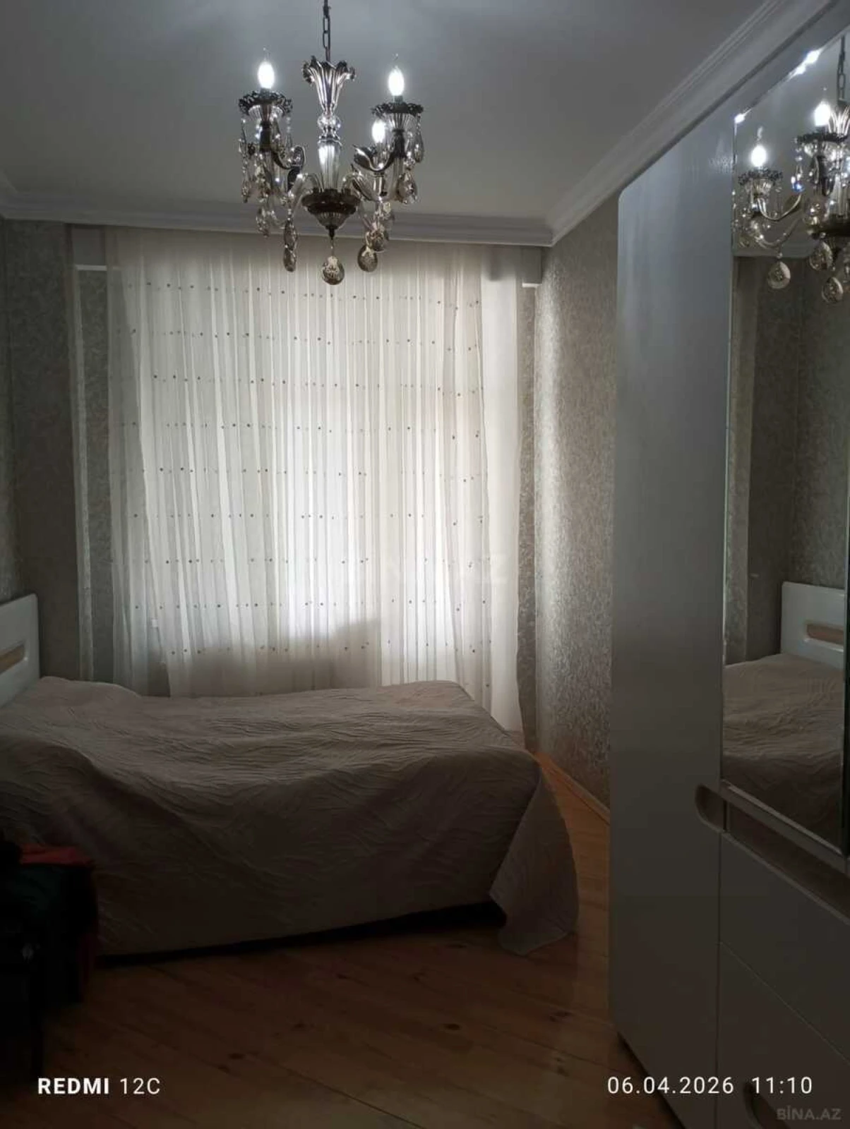 Satılır 3 otaqlı mənzil 120 m²