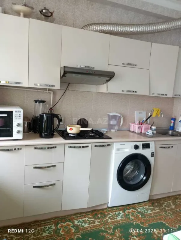 Satılır 3 otaqlı mənzil 120 m²