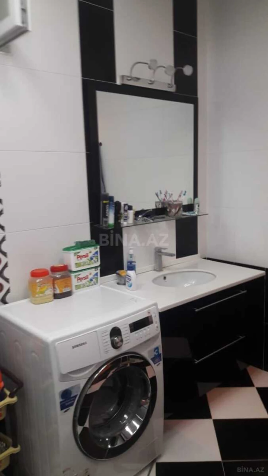 Satılır 6 otaqlı həyət evi 520 m²