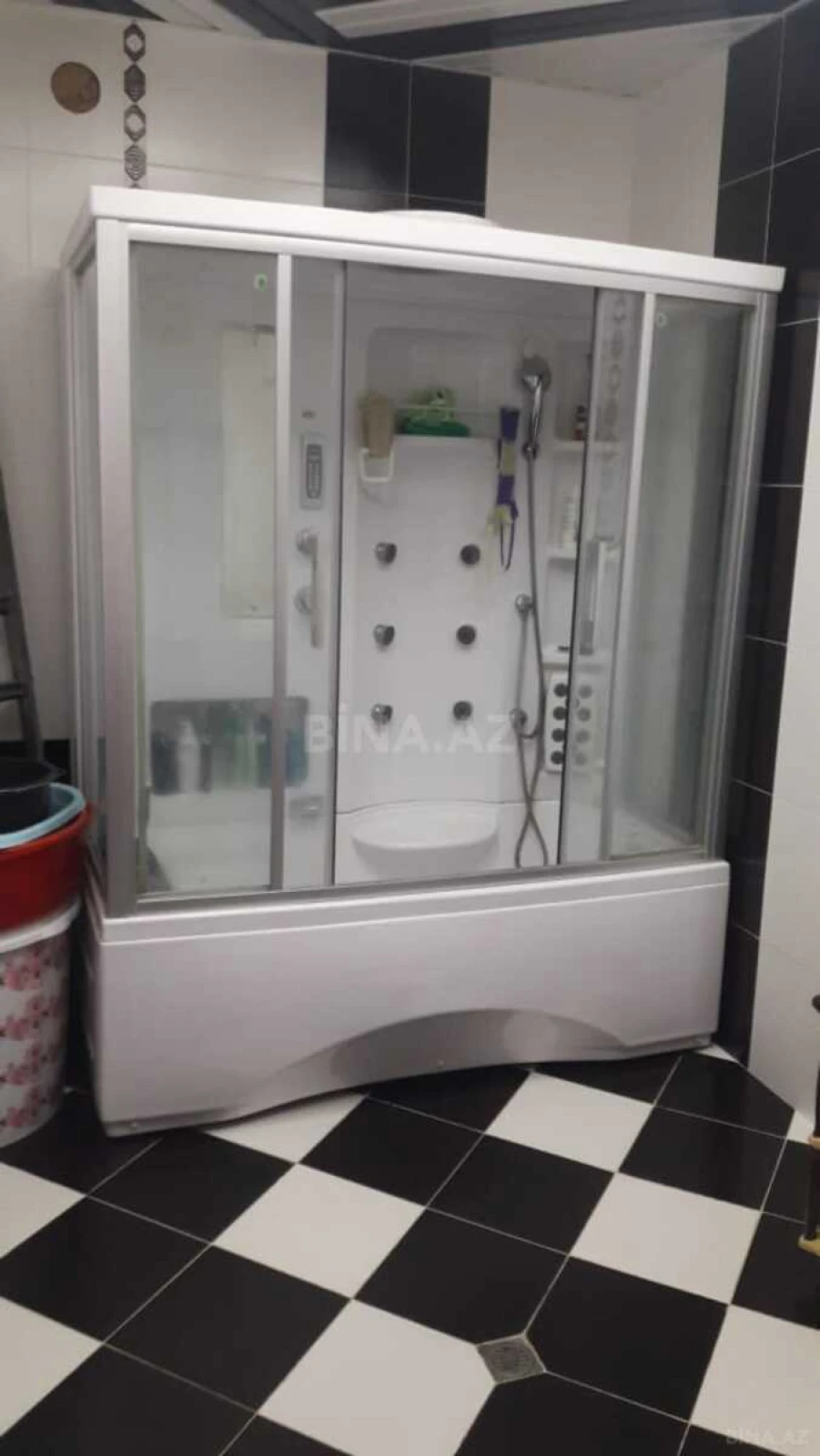 Satılır 6 otaqlı həyət evi 520 m²