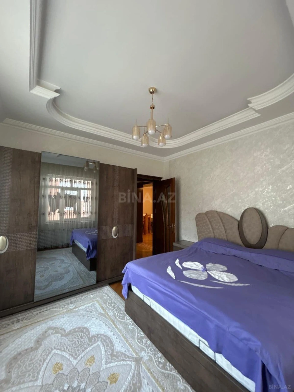 Satılır 6 otaqlı həyət evi 520 m²