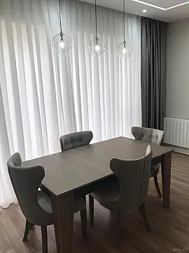 Kirayə verilir 2 otaqlı mənzil 76 m²