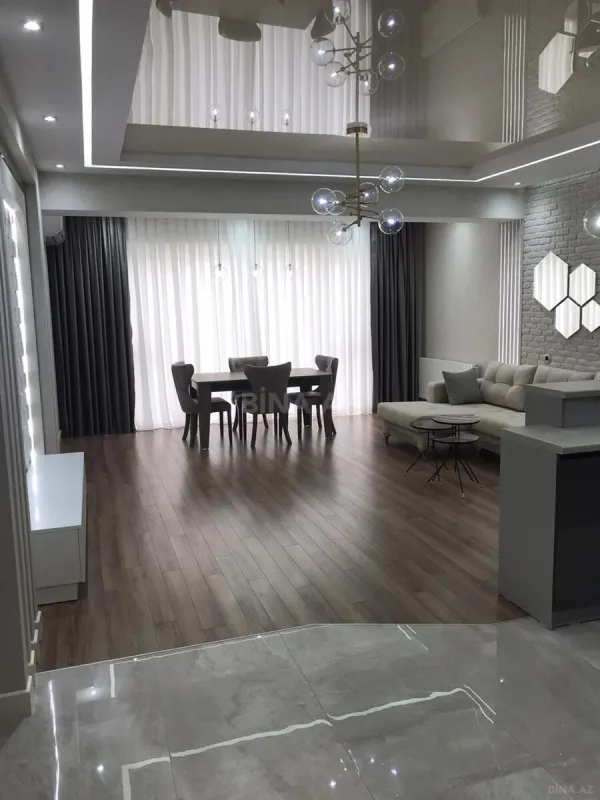 Kirayə verilir 2 otaqlı mənzil 76 m²